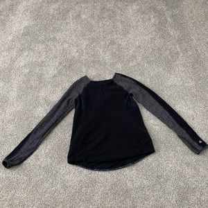 Black fleece Lululemon pullover